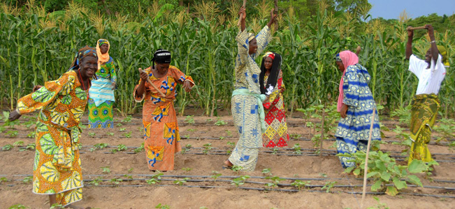 women of benin3.jpg